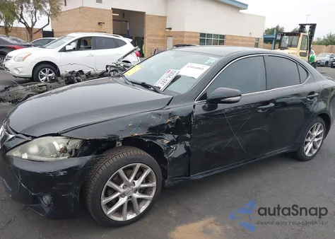 2011 Lexus Is 250 из США, поврежденный, VIN JTHCF5C27B5047360